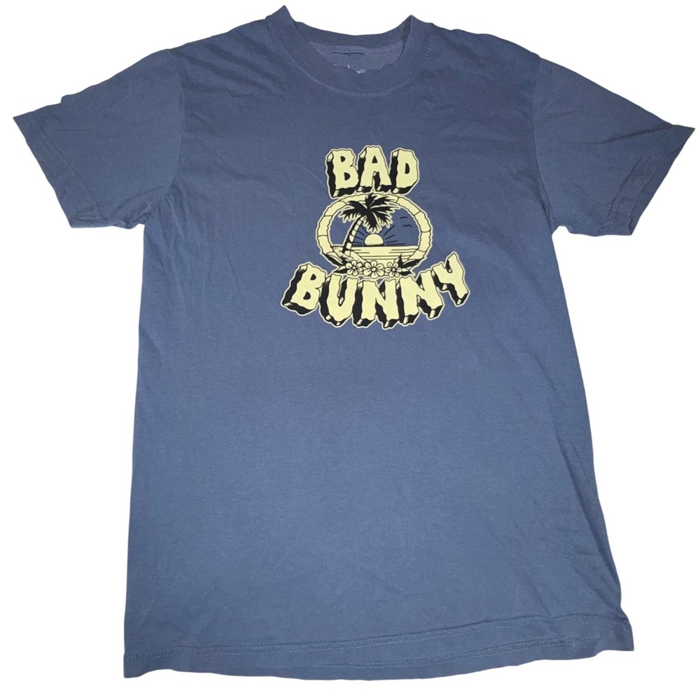Bad Bunny Worlds Hottest Tour 2022 T-Shirt Small Blue Stadium Dates Graphic